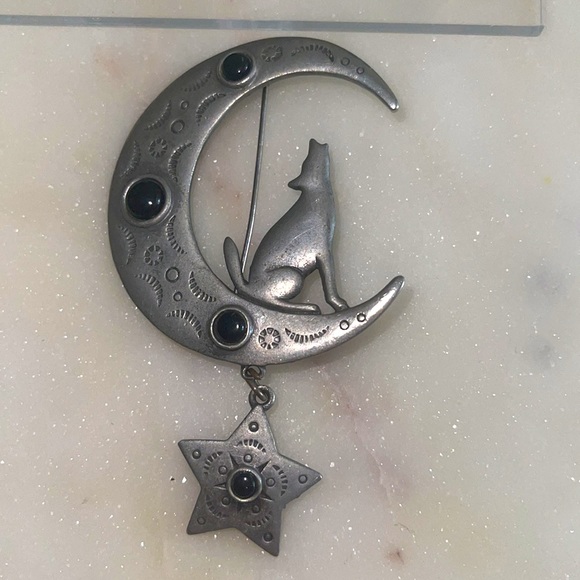 Vintage Wolf Moon Star Brooch - Picture 1 of 6